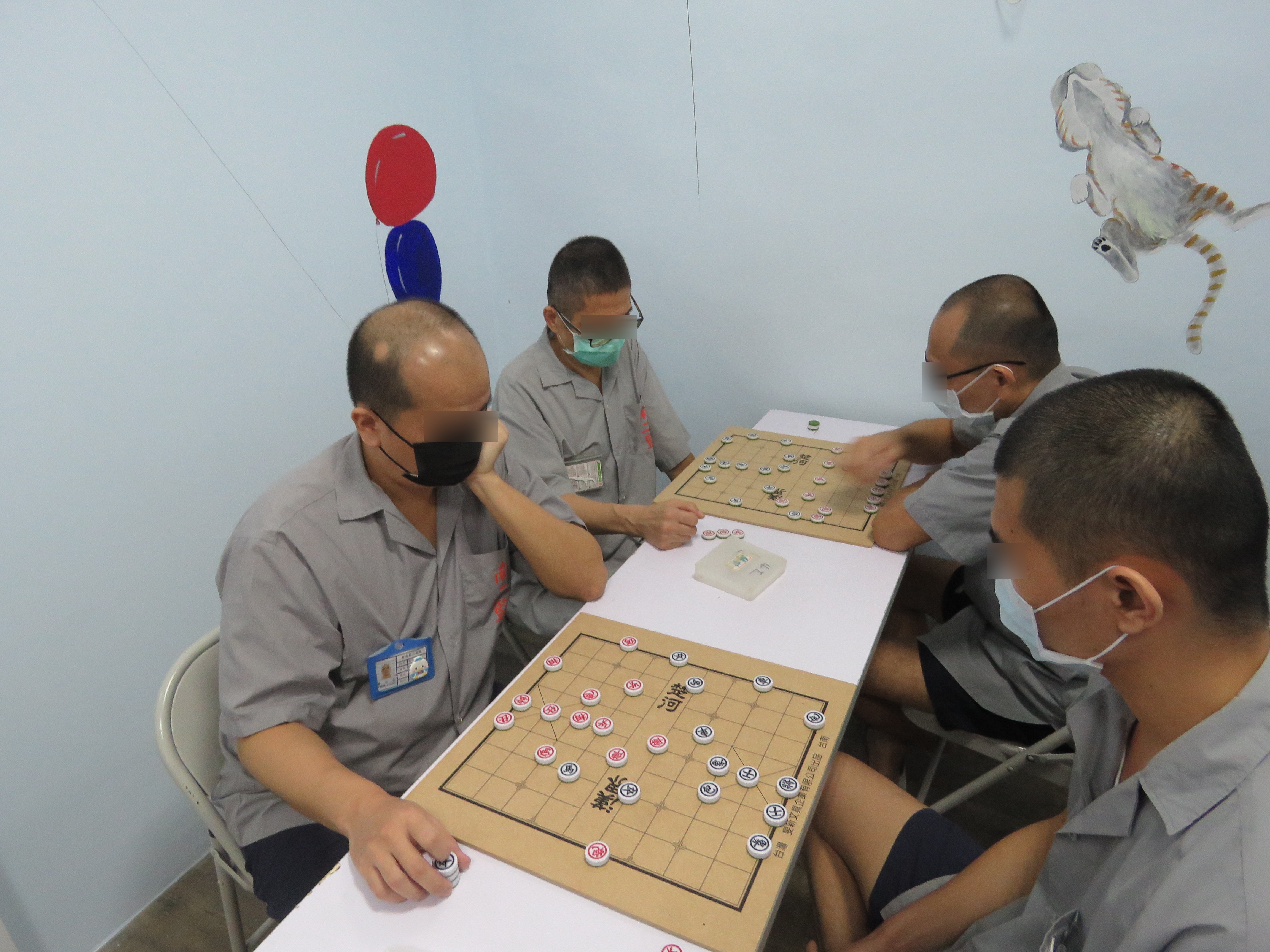 起手無回真君子，觀棋不語大丈夫