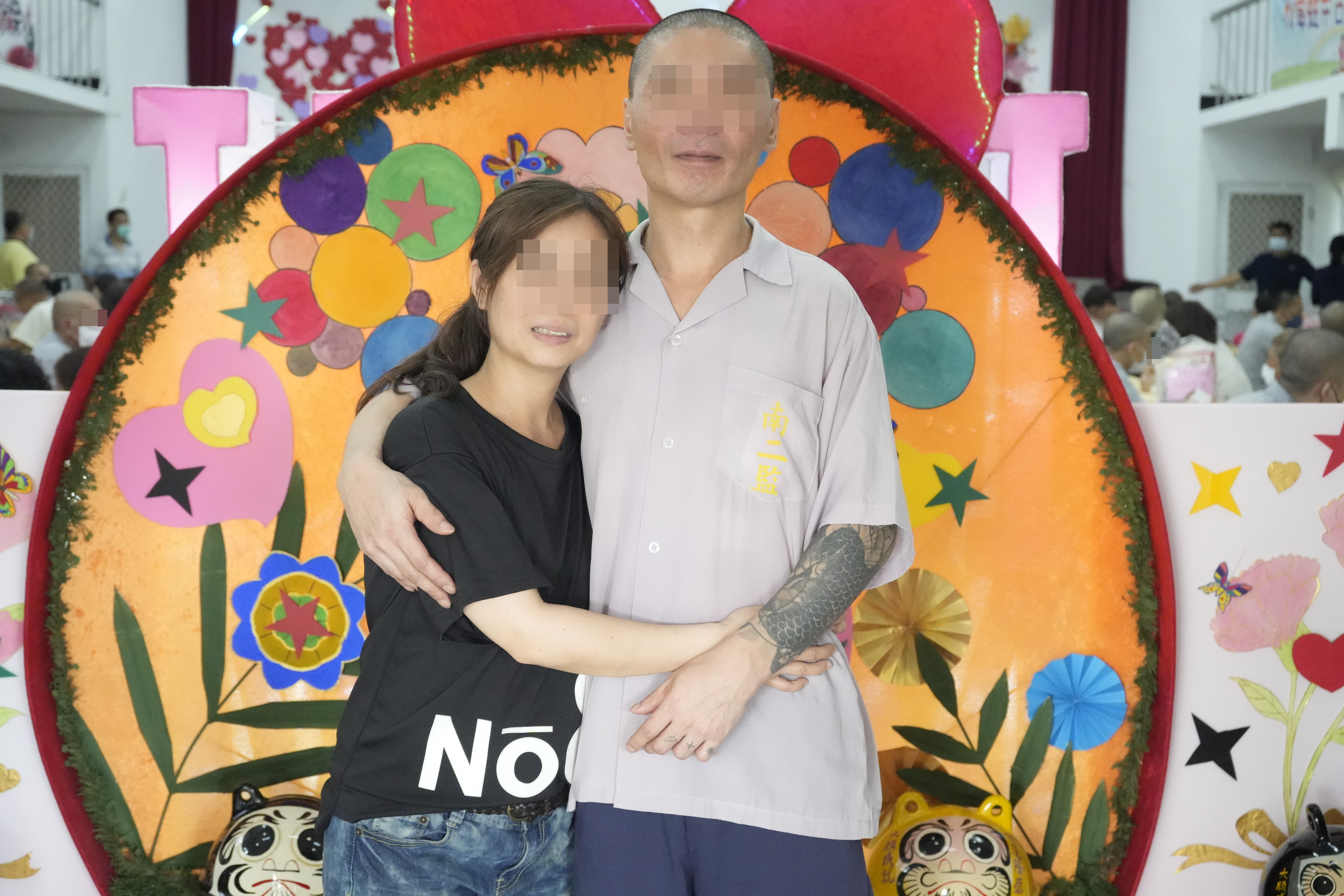 家人鼓勵的溫馨畫面 (2)