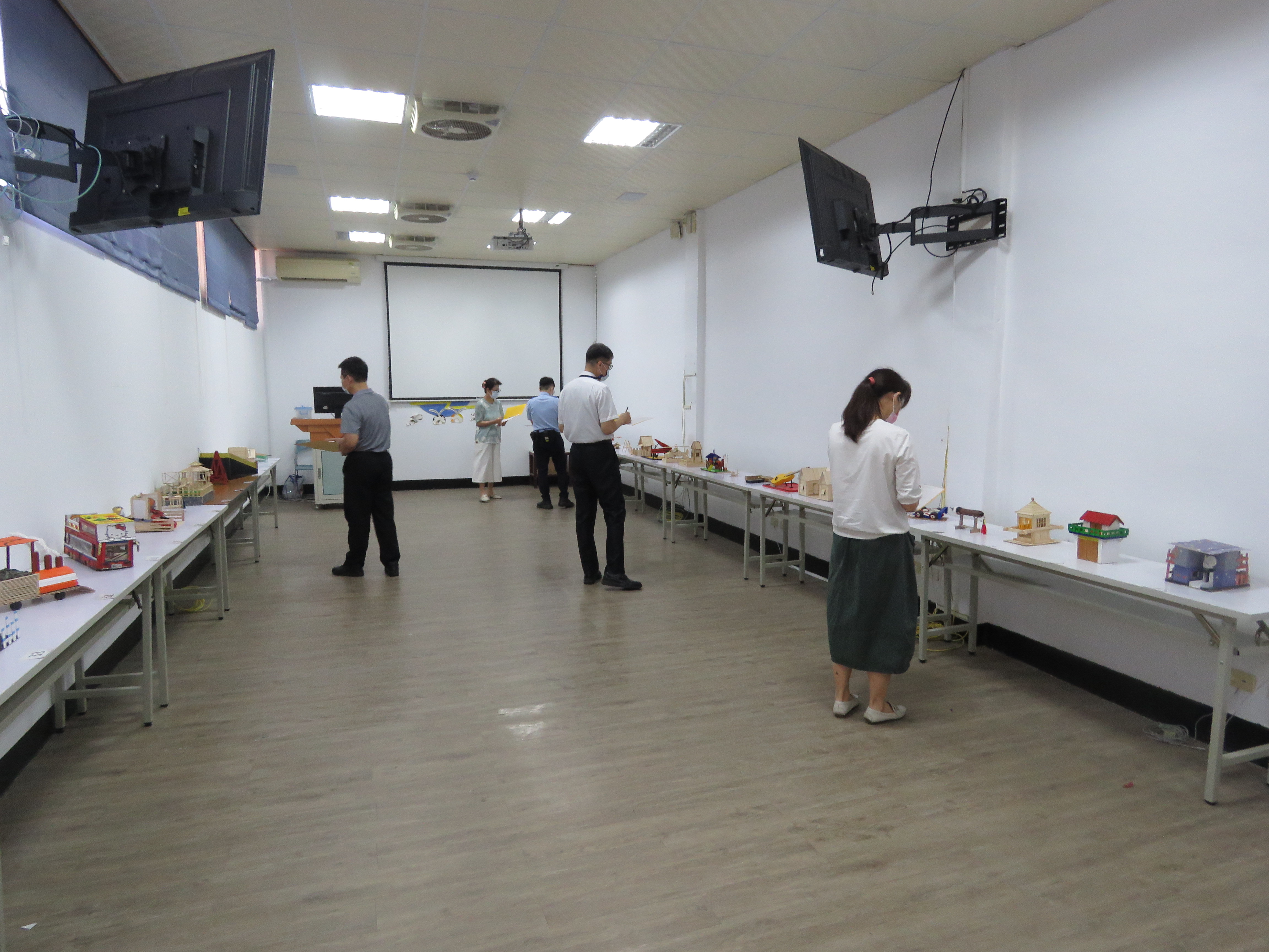 評審以作品創意度、結構完整度及細緻度評分(2)